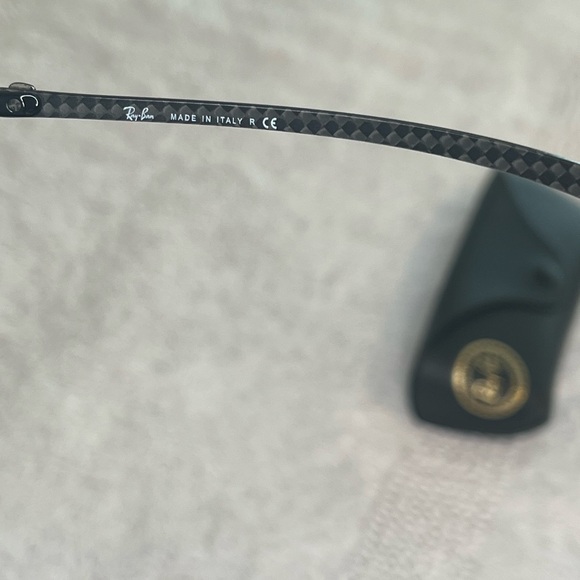 Ray-Ban RB8302 Carbon Fiber Sunglasses Black Frame Green Lenses Made in Italy - Picture 10 of 11